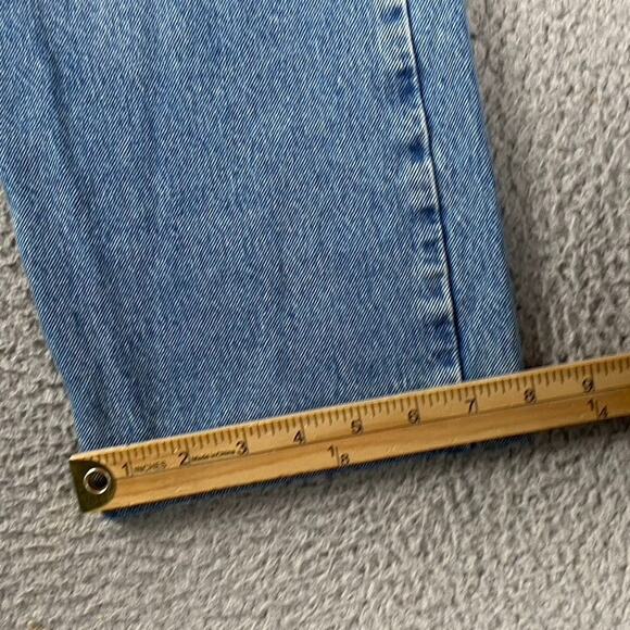 Levi's 502 Taper Jeans Men's 36x30 Fit (36x25) Medium Wash Causal Streetwear - Picture 4 of 10